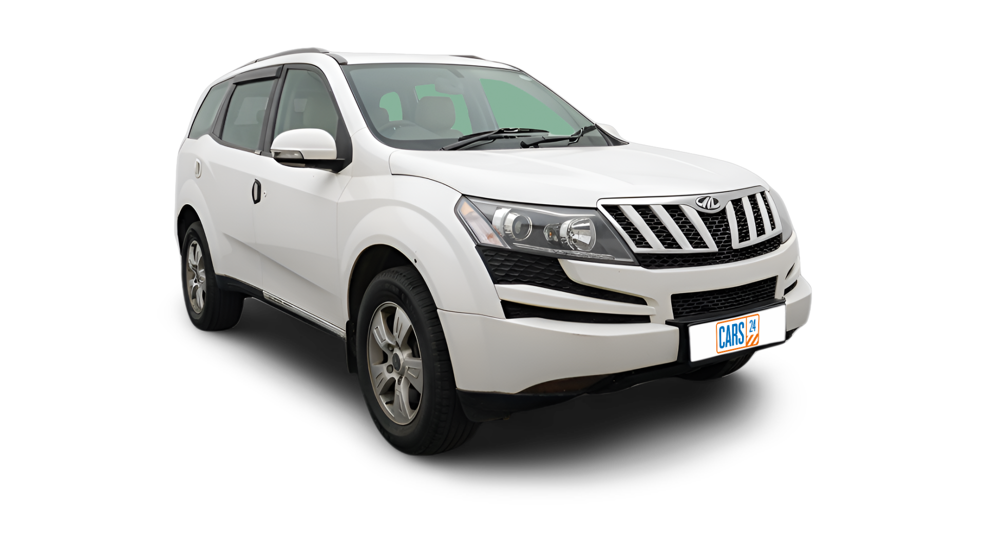 Mahindra XUV500-img